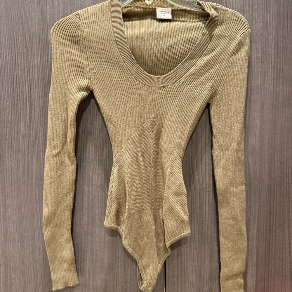 Abercrombie & Fitch Olive Ribbed Top